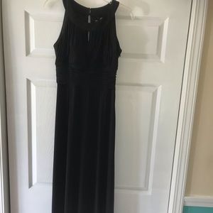 Black formal maxi dress 👗